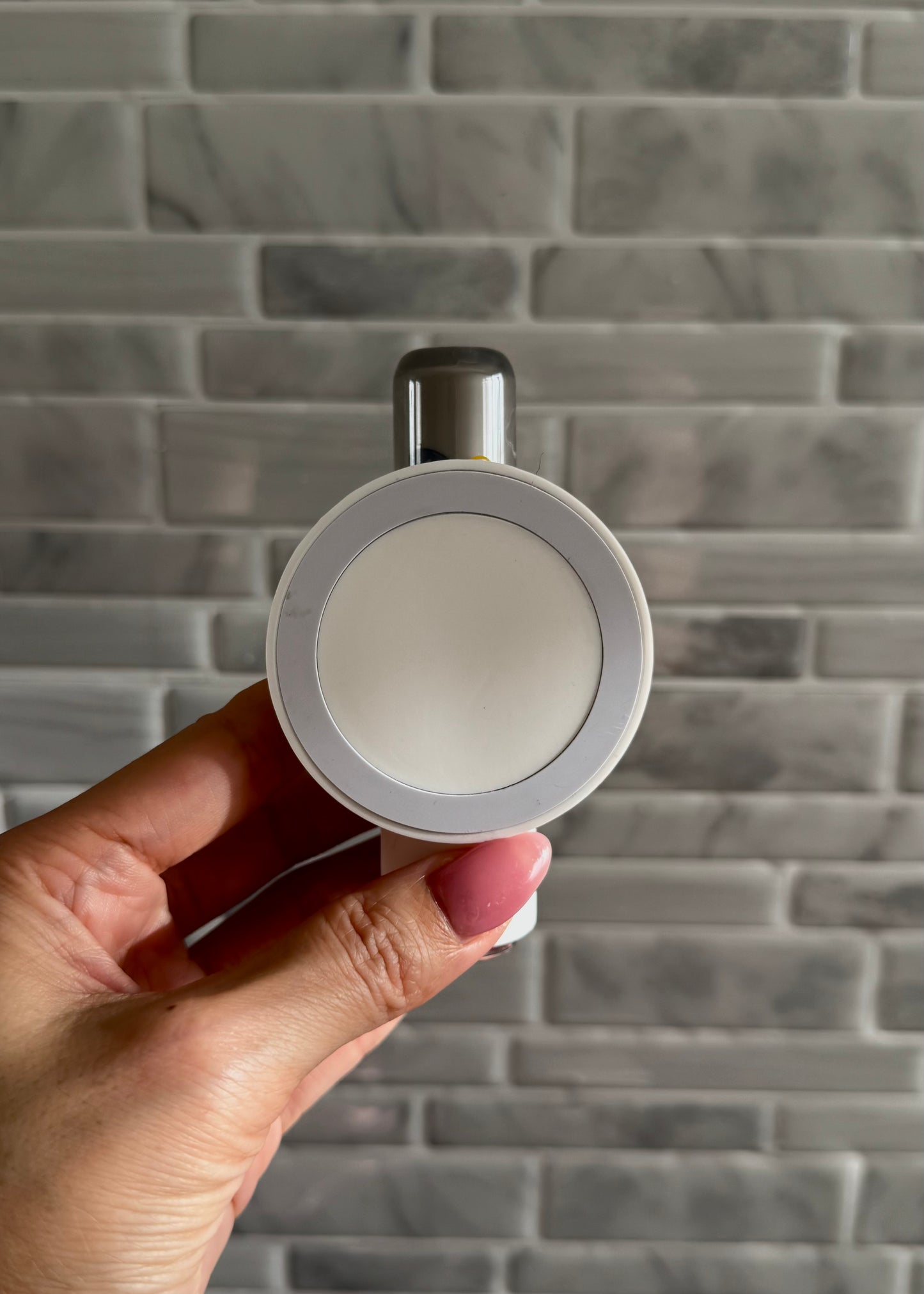 magsafe lippie holder